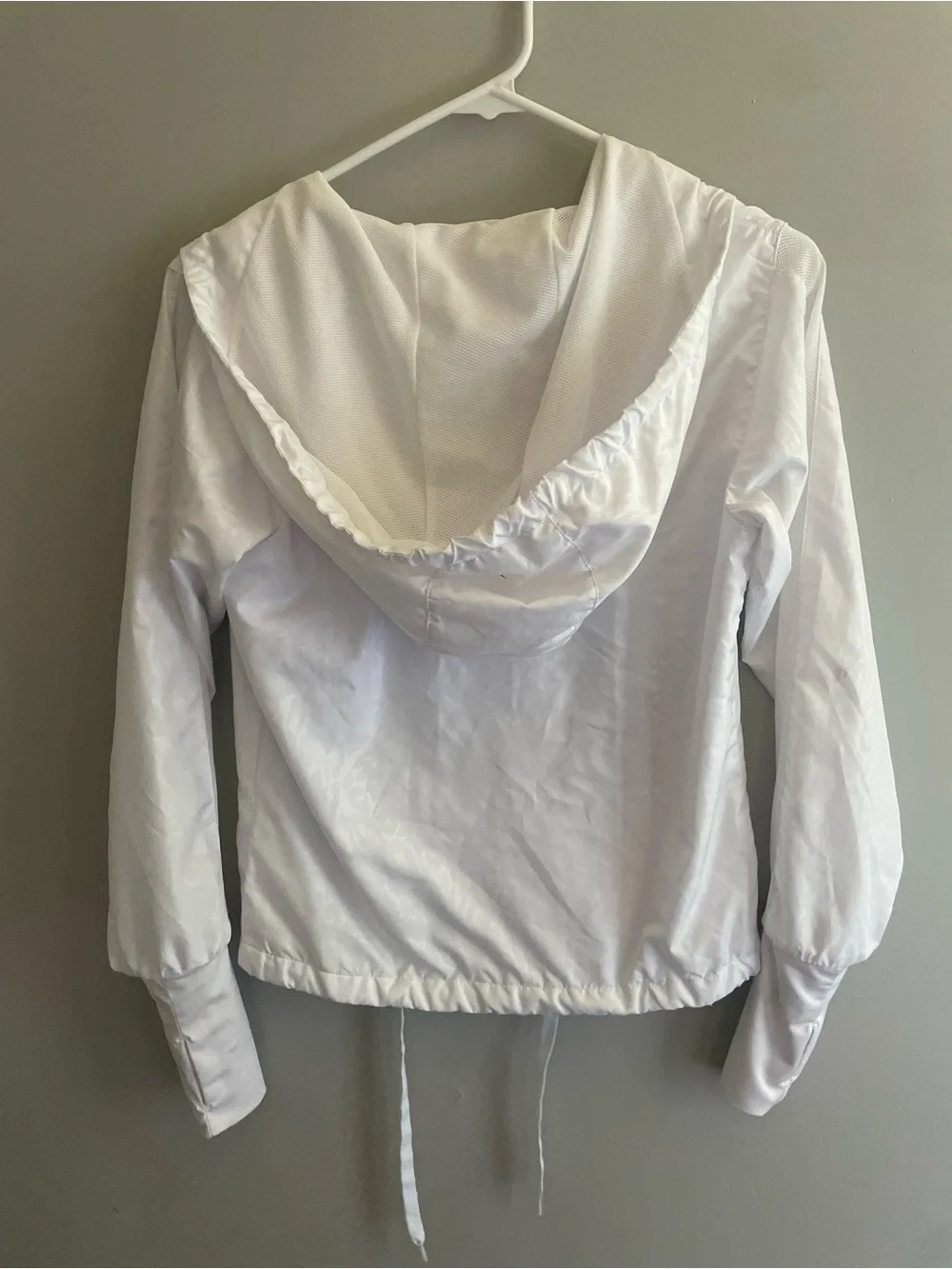 ZYIA active white